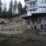 Snezhanka Παμπόροβο